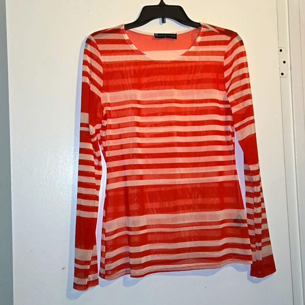 Red/white shear top